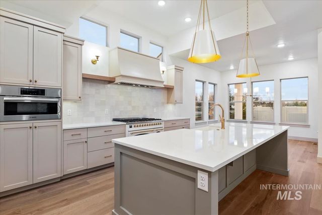 3323 W Golden Barrel St., Eagle, ID 83616