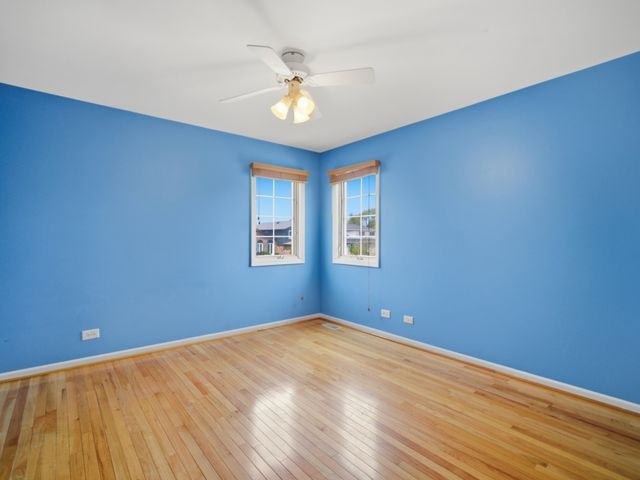 8841 N Birch Avenue, Morton Grove, IL 60053