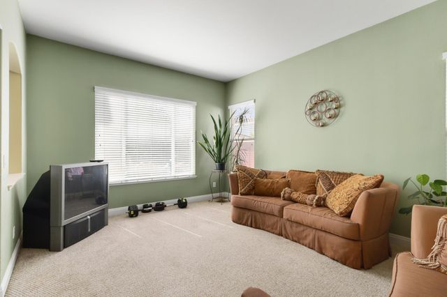 2624 Grazing Point Way, Elk Grove, CA 95757
