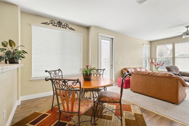 2624 Grazing Point Way, Elk Grove, CA 95757