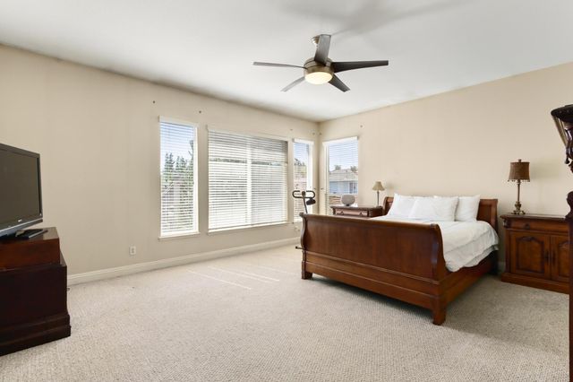 2624 Grazing Point Way, Elk Grove, CA 95757
