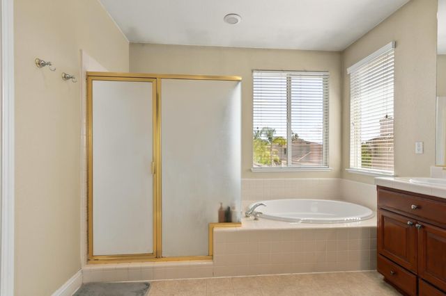 2624 Grazing Point Way, Elk Grove, CA 95757