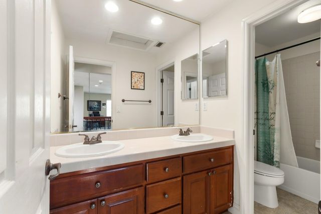 2624 Grazing Point Way, Elk Grove, CA 95757