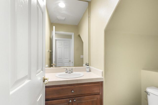 2624 Grazing Point Way, Elk Grove, CA 95757