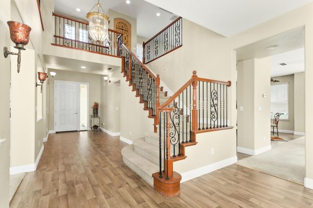 2624 Grazing Point Way, Elk Grove, CA 95757