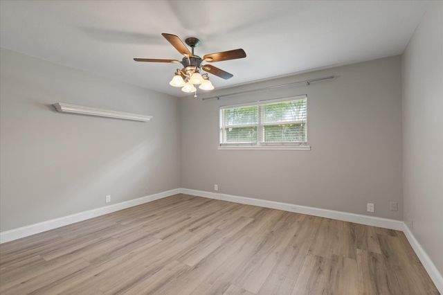 2202 Wainwright Ct., Longview, TX 75604