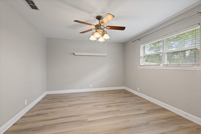 2202 Wainwright Ct., Longview, TX 75604