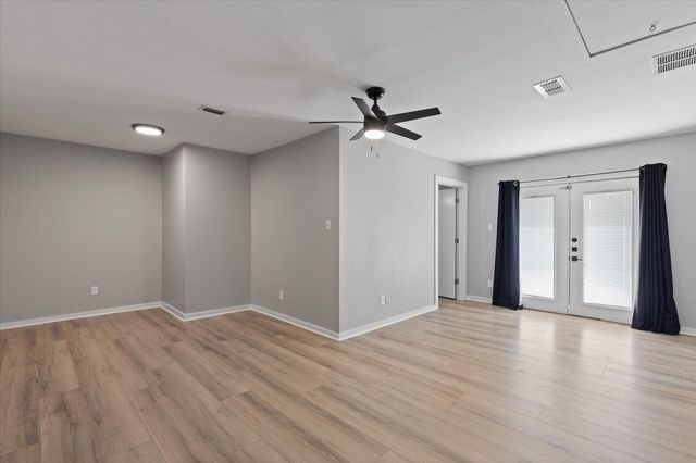 2202 Wainwright Ct., Longview, TX 75604