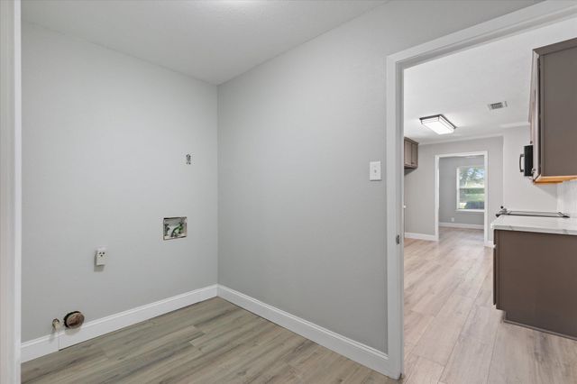 2202 Wainwright Ct., Longview, TX 75604