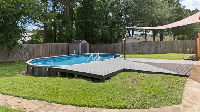 2202 Wainwright Ct., Longview, TX 75604