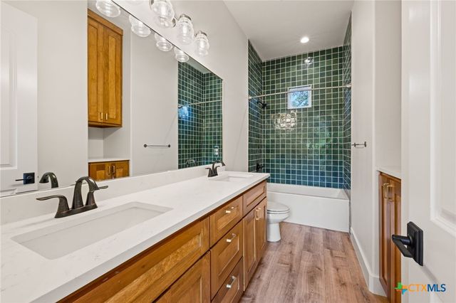 481 Via Lago, Belton, TX 76513