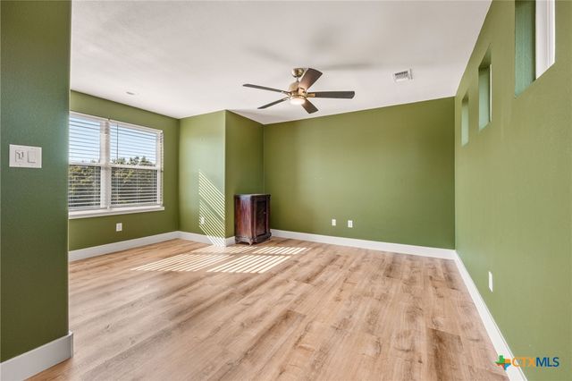 481 Via Lago, Belton, TX 76513