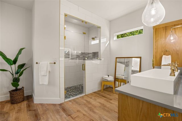 481 Via Lago, Belton, TX 76513