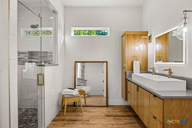 481 Via Lago, Belton, TX 76513