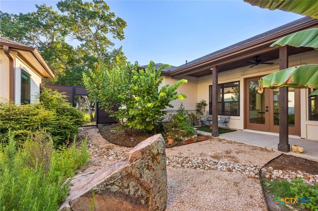 481 Via Lago, Belton, TX 76513