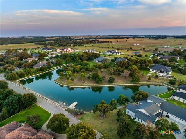 481 Via Lago, Belton, TX 76513