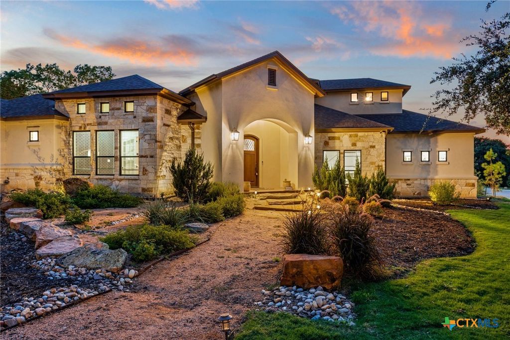 481 Via Lago, Belton, TX 76513