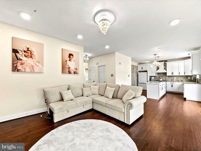 3033 HONEYMEAD RD, Downingtown, PA 19335