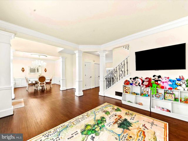 3033 HONEYMEAD RD, Downingtown, PA 19335