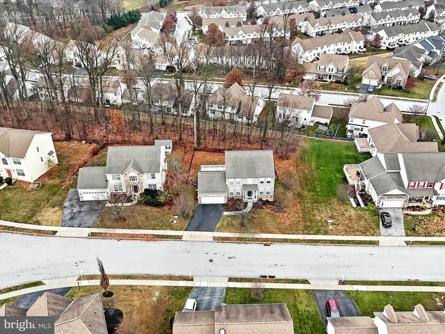 3033 HONEYMEAD RD, Downingtown, PA 19335