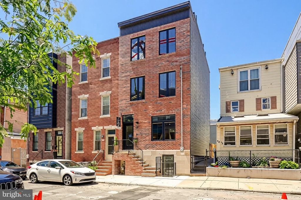 1210 E FLETCHER ST, PHILADELPHIA, PA 19125 — photo 2