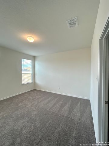 428 Blacktail Dr, New Braunfels, TX 78130