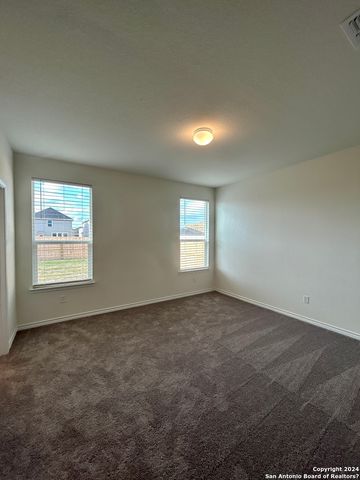 428 Blacktail Dr, New Braunfels, TX 78130