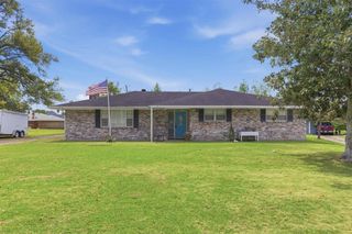 607 Lockwood Court, Lake Charles, LA 70605