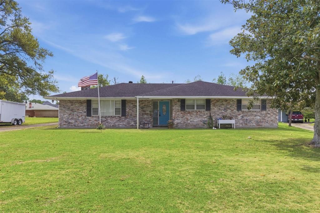 607 Lockwood Court, Lake Charles, LA 70605