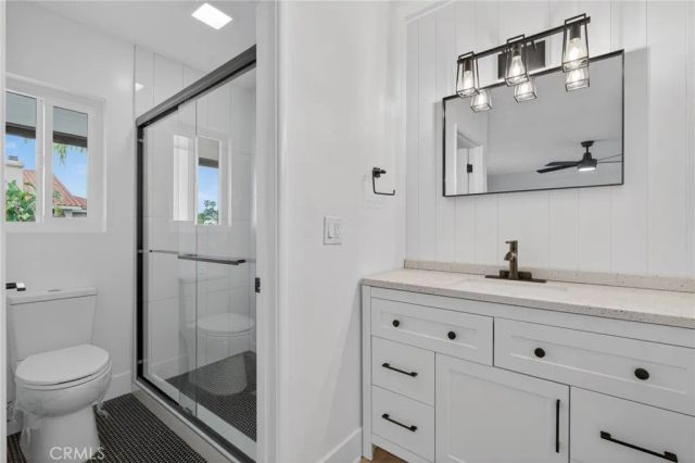 22587 Canyon Lake South, Canyon Lake, CA 92587