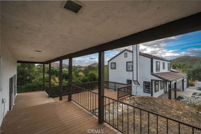 22587 Canyon Lake South, Canyon Lake, CA 92587
