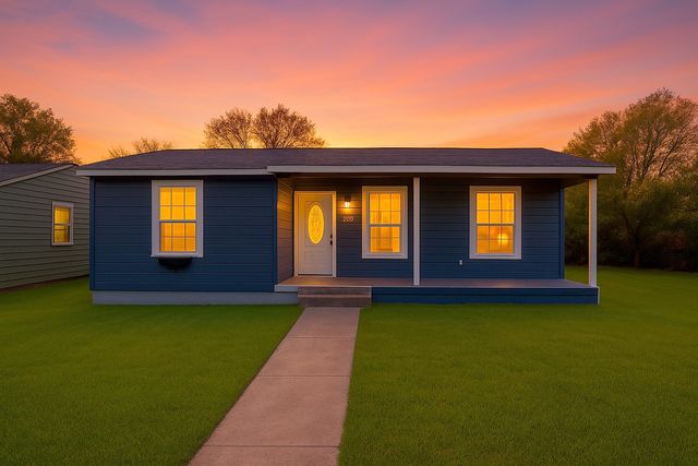 208 3rd Street, Whitesboro, TX 76273