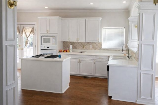 2820 JAMONT COURT, Marietta, GA 30068