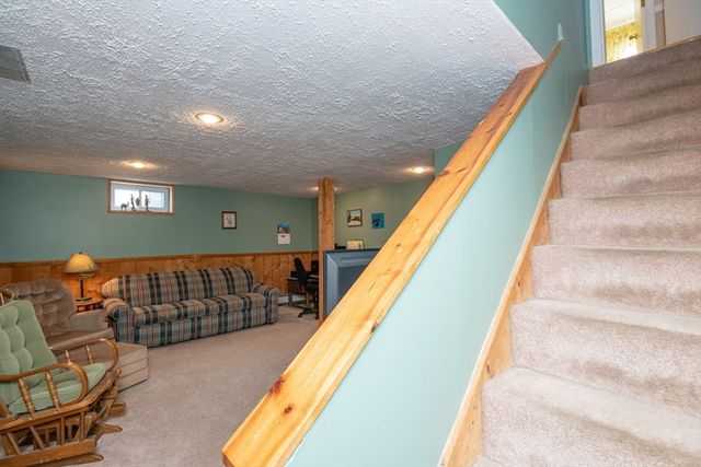 3 Christina Dr. A, Peabody, MA 01960