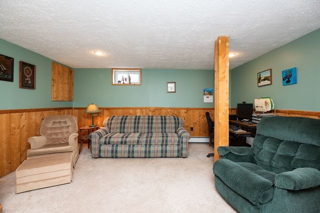3 Christina Dr. A, Peabody, MA 01960