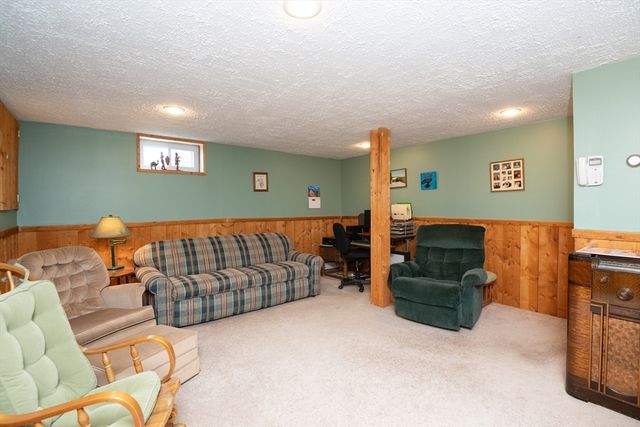 3 Christina Dr. A, Peabody, MA 01960