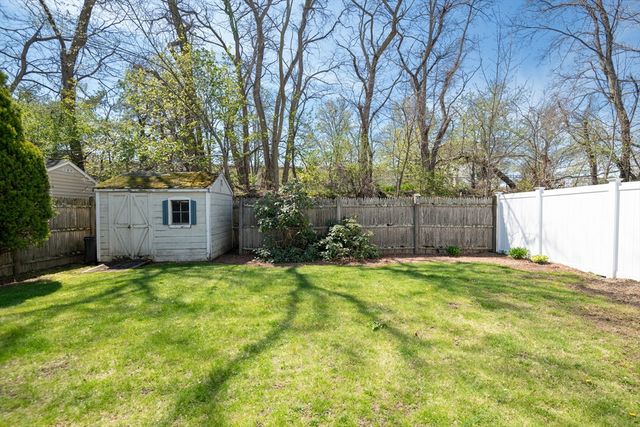 3 Christina Dr. A, Peabody, MA 01960