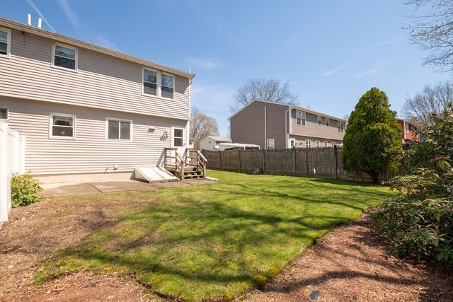 3 Christina Dr. A, Peabody, MA 01960