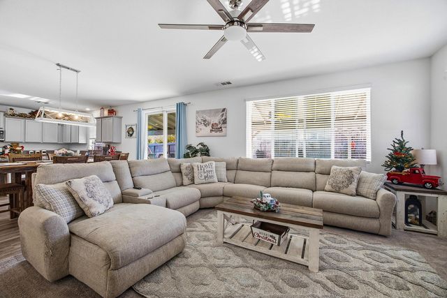 3623 E Seeger Avenue, Visalia, CA 93292