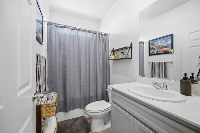 3623 E Seeger Avenue, Visalia, CA 93292