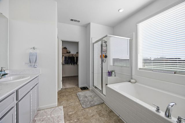 3623 E Seeger Avenue, Visalia, CA 93292