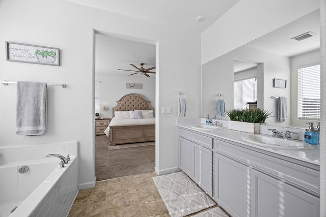 3623 E Seeger Avenue, Visalia, CA 93292