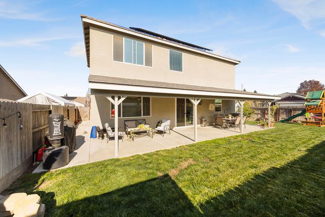 3623 E Seeger Avenue, Visalia, CA 93292