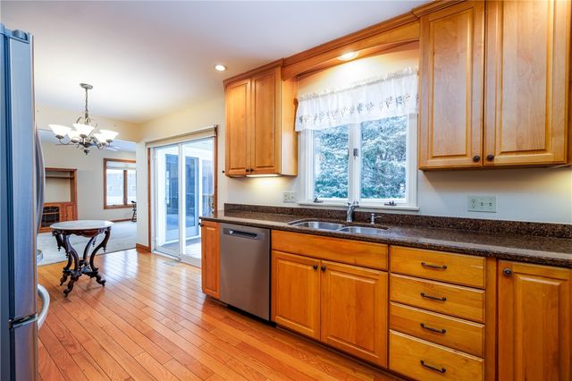 18 Bent Oak Road, Chili, NY 14624