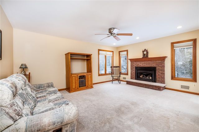 18 Bent Oak Road, Chili, NY 14624