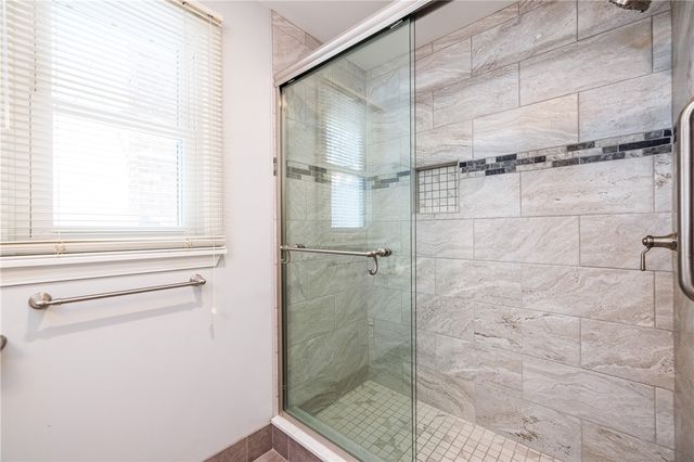 18 Bent Oak Road, Chili, NY 14624