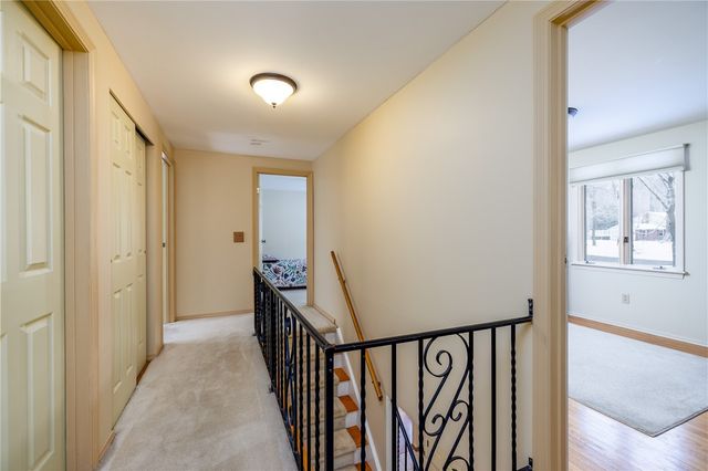 18 Bent Oak Road, Chili, NY 14624