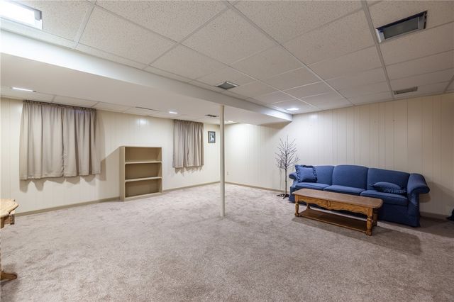 18 Bent Oak Road, Chili, NY 14624