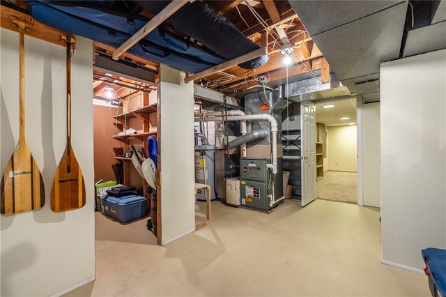 18 Bent Oak Road, Chili, NY 14624