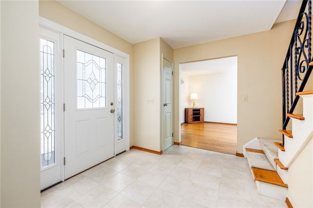 18 Bent Oak Road, Chili, NY 14624